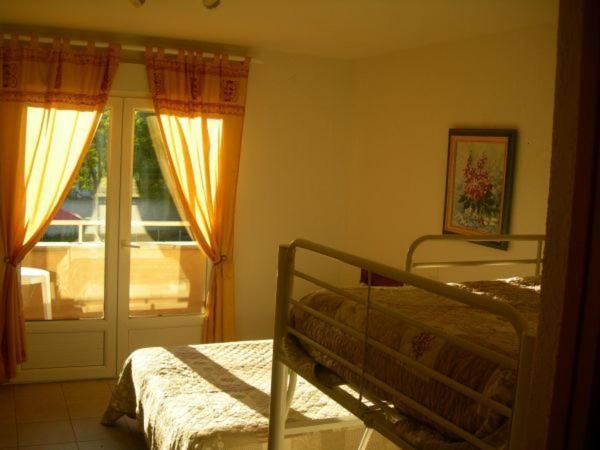 Hotel De La Madeleine Anduze 昂迪兹 外观 照片