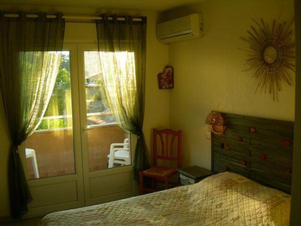 Hotel De La Madeleine Anduze 昂迪兹 外观 照片